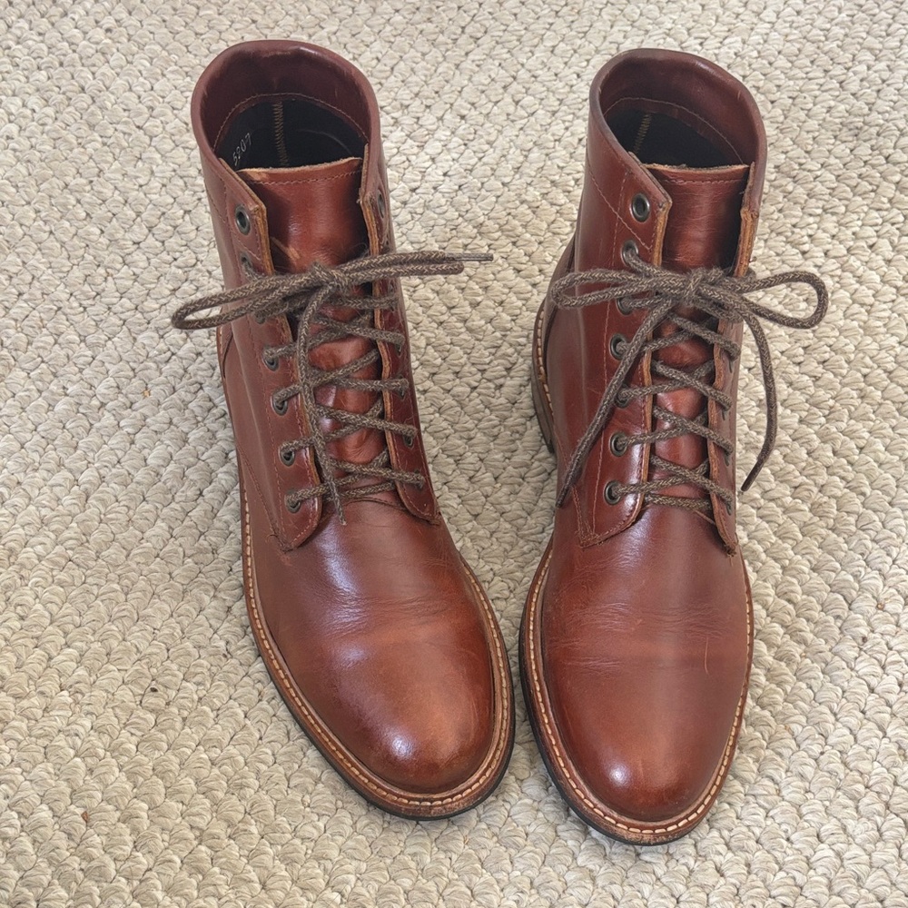 Nisolo Chestnut Brown Lace-Up Leather Boots